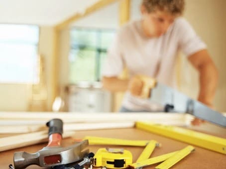 The Benefits of Hiring a General Contractor for Your Home Renovation