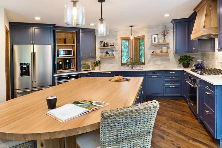 Why Open-Concept Kitchens Are Perfect for Families and Entertaining in Wasaga Beach