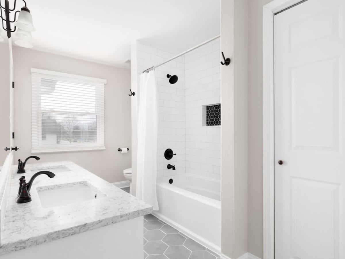 Bathroom renovation by Mighton Construction