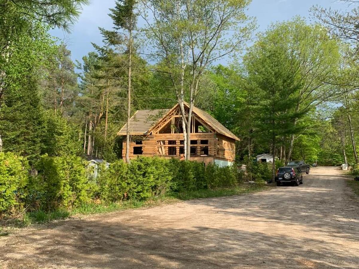 Custom home built by Mighton Construction in South Georgian Bay